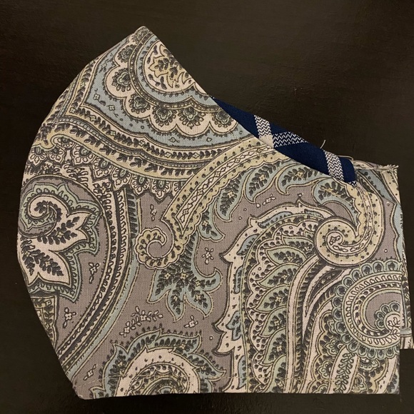 Mask with filter pockets! - Picture 13 of 16